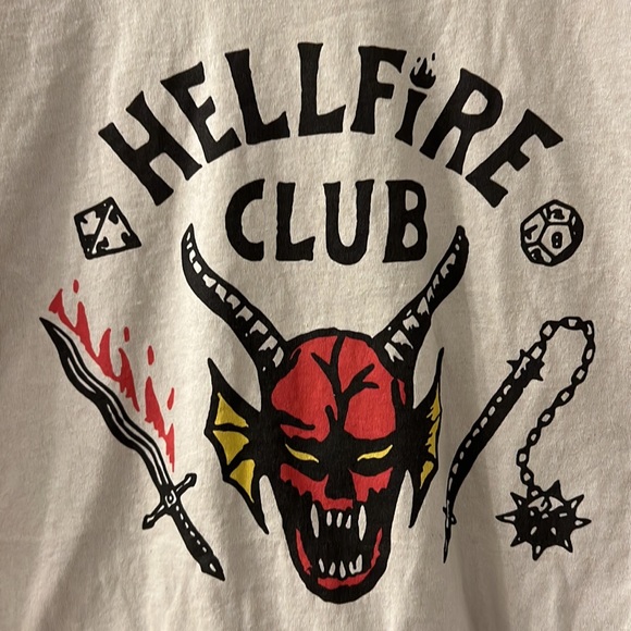 Stranger Things Hellfire Club T-Shirt - Picture 2 of 4